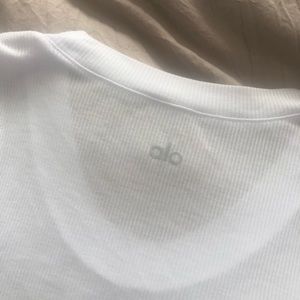 ALO yoga high neck tank NEW